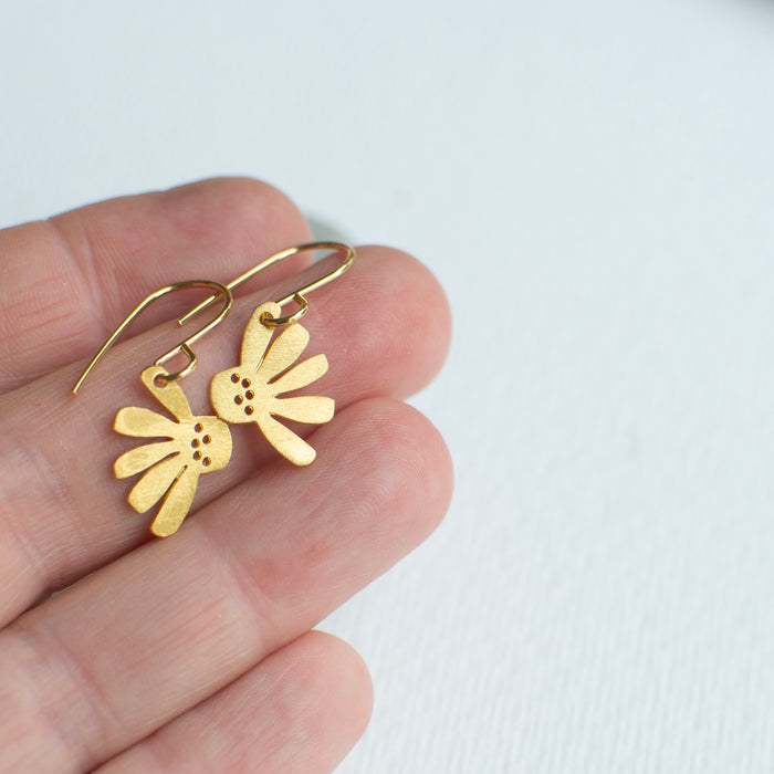 SALE26 - FLORA - Daisy earhooks