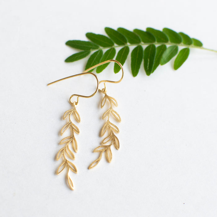 Botanicals -  long Garland Leaves