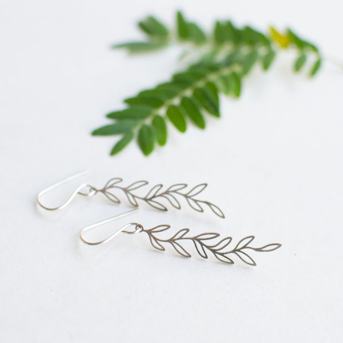 Botanicals -  long Garland Leaves