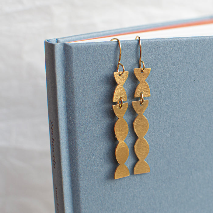 Jeanne - Chandelier - earhooks