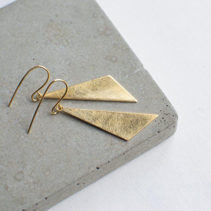 SALE26 - Talking Traces - Triangle hooks
