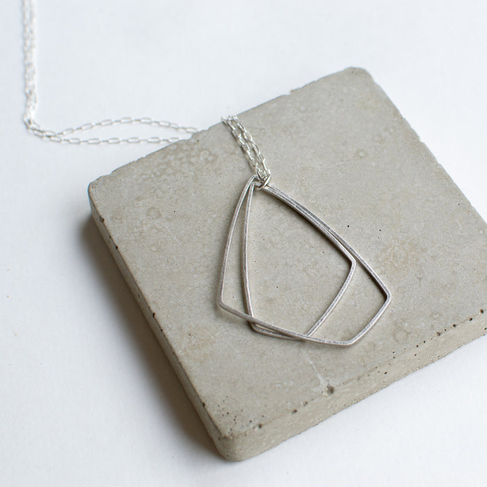 Fragile - TALKING TRACES Halssnoer