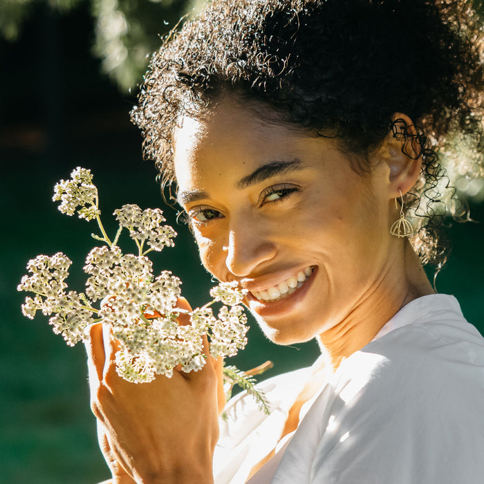 FLORA Dille earhooks - last pieces!