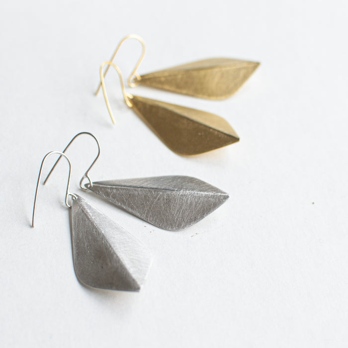 Frida - Big Scarabee - Folded earhooks