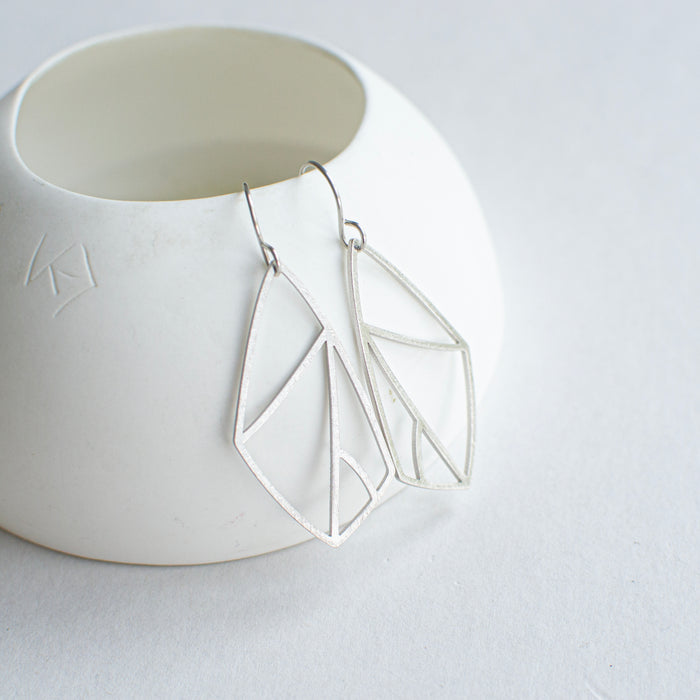 Fragile/notFragile by Fleurfatale