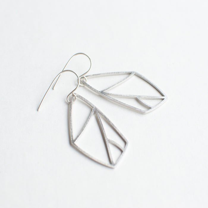 Fragile/notFragile by Fleurfatale