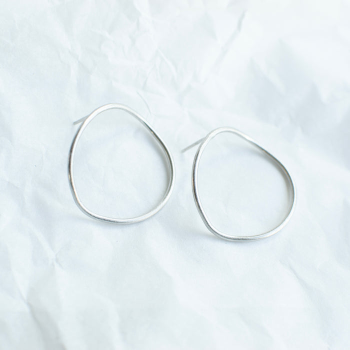 Fragments - Wavy Circle earstuds