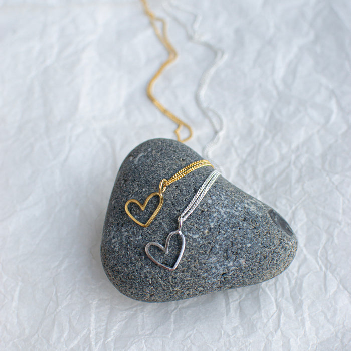 Happy Things - Love mini hart halssnoer