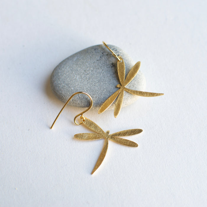 Happy Things - Libelle earhooks