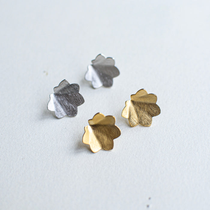 Milla - vrouwenmantel - earstuds petites