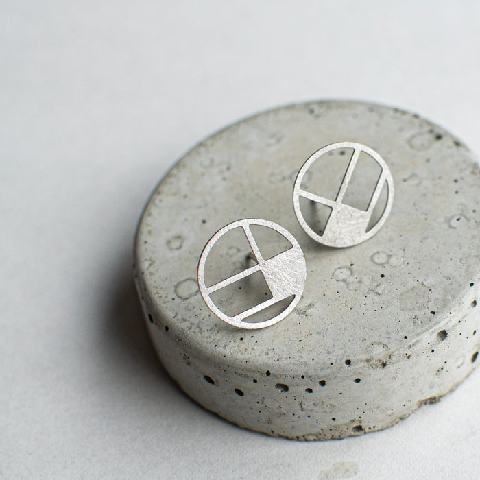 InterBelle - Windows - Small round studs