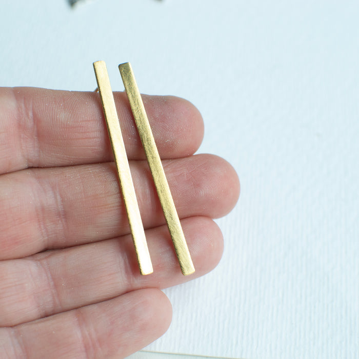 SALE26 - Happy Things - Bar earstuds