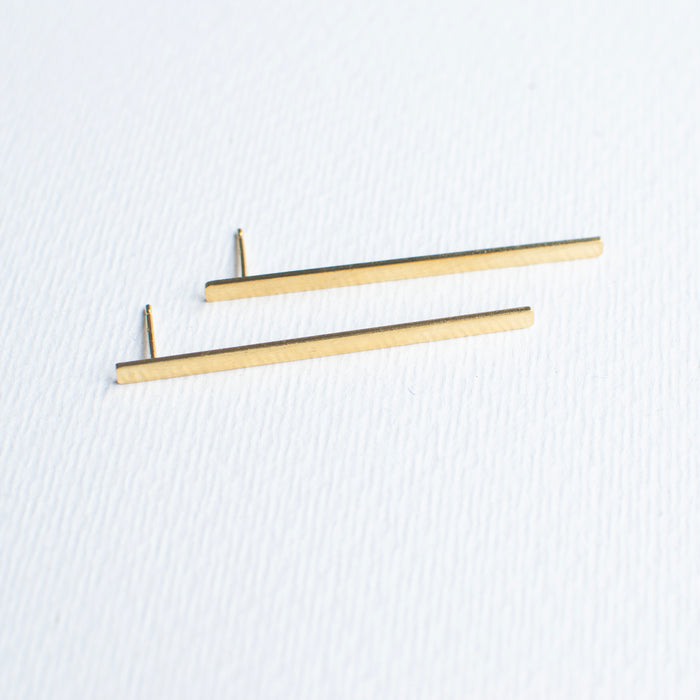 SALE26 - Happy Things - Bar earstuds