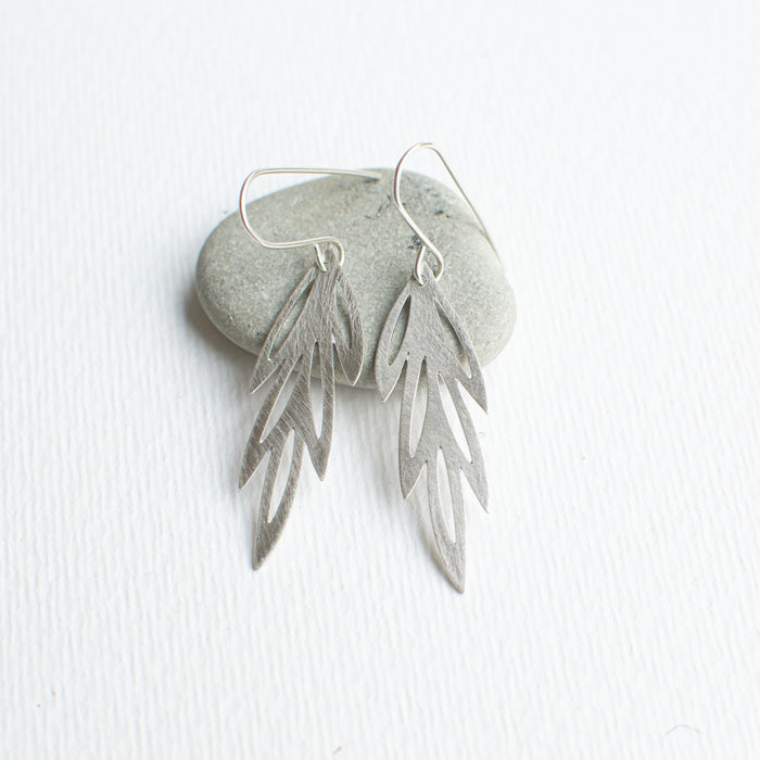 SALE26 - FLORA - Thyme earhooks