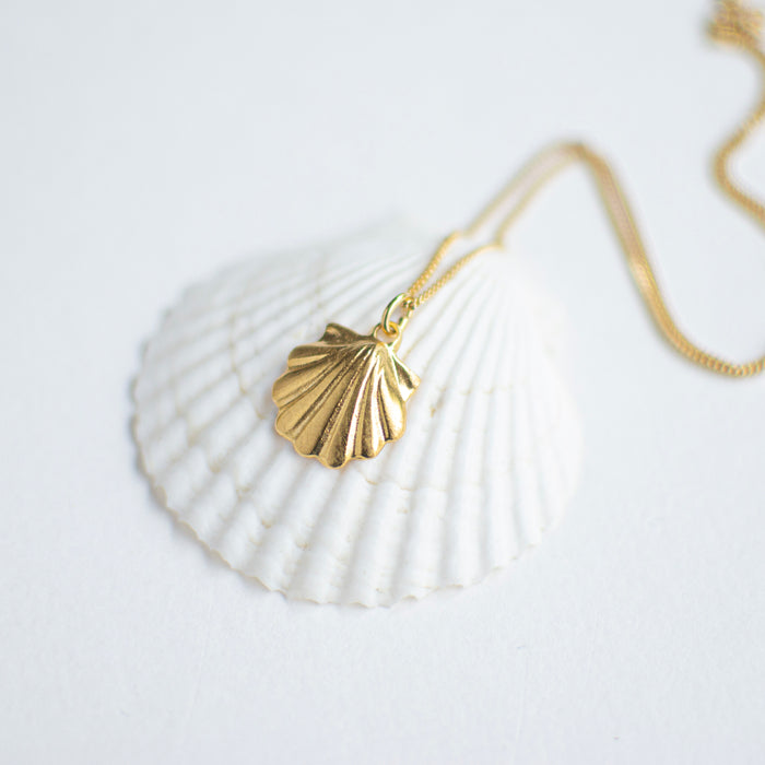 SEA ME - seaweed scallop halssnoer