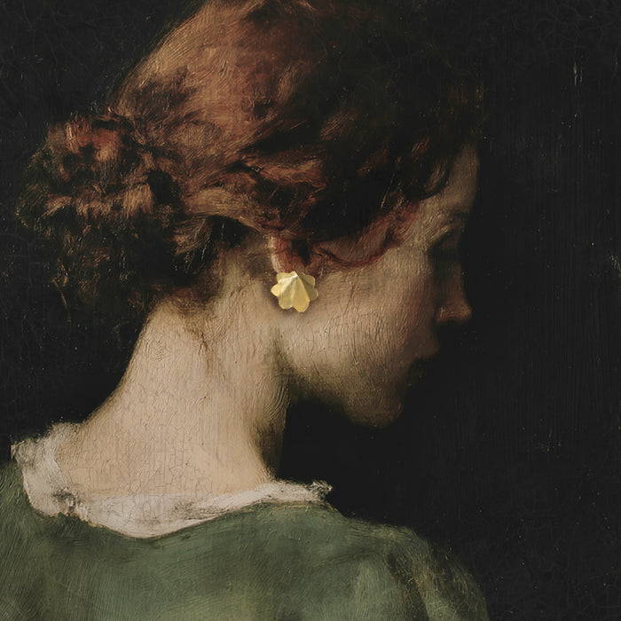 Milla - vrouwenmantel - earstuds medium